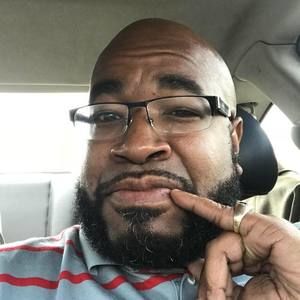 Meet your Posher, Bobby